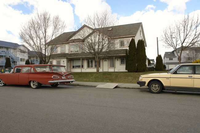 3385 W Lilac Ct in Post Falls, ID - Building Photo - Building Photo