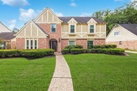 1807 Saddlecreek Dr in Houston, TX - Building Photo - Building Photo