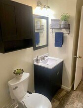 1038 S Worth Ave in Indianapolis, IN - Building Photo - Building Photo