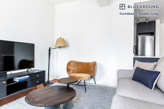 360 W 34th St., Unit FL12-ID528 in New York, NY - Building Photo - Building Photo