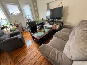 102 Sydney St, Unit 2ST in Boston, MA - Building Photo - Building Photo