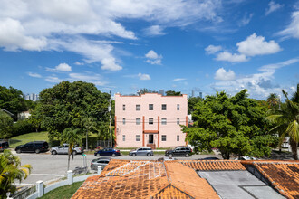 1003 SW 15th Ave in Miami, FL - Building Photo - Building Photo