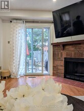 3455-3455 Caplan Crescent in Burlington, ON - Building Photo - Building Photo