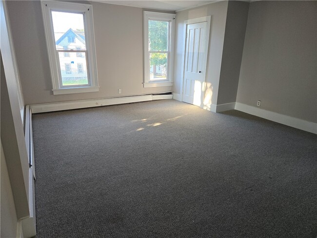 301 Church St in Newark, NY - Building Photo - Building Photo