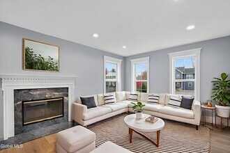 716 Adams Cir in Ballston Spa, NY - Building Photo - Building Photo