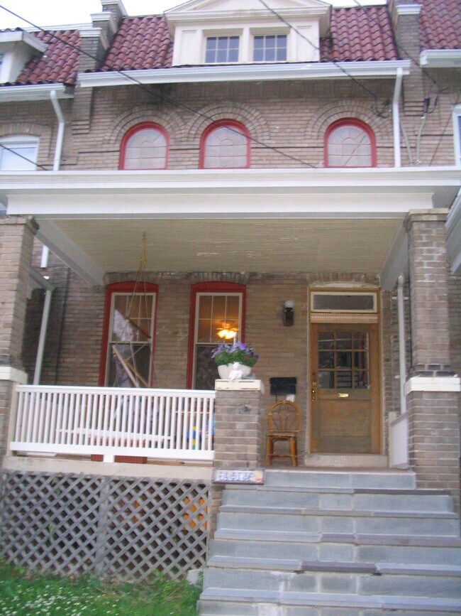 property at 4618 15th St NW