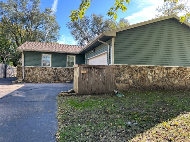 322 Ranger Ave in Haysville, KS - Building Photo - Building Photo