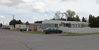 Country View Trailer Park Apartments