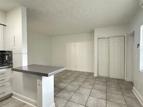 840 NE 17th Terrace in Fort Lauderdale, FL - Building Photo - Building Photo