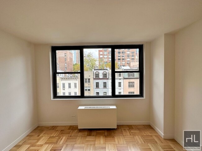 EAST 49 STREET in New York, NY - Building Photo - Building Photo