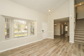 1309 Monte Lake Dr in Valrico, FL - Building Photo - Building Photo