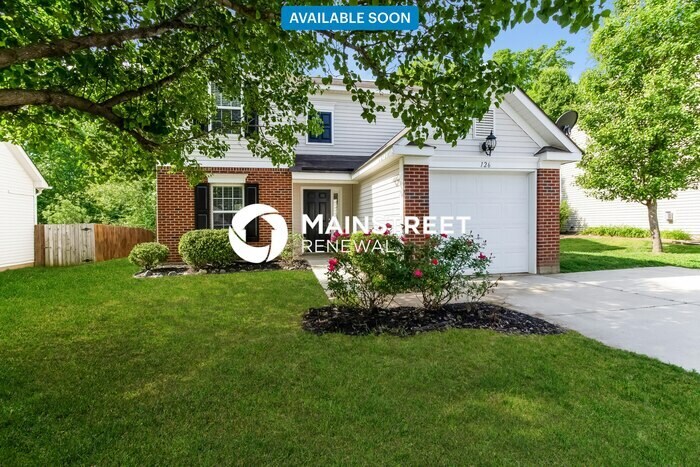 126 Hampshire Dr in Mooresville, NC - Building Photo