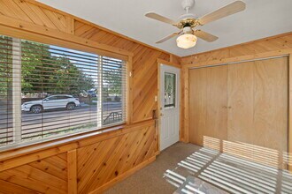 229 E Washington St in Colorado Springs, CO - Building Photo - Building Photo