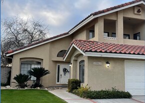 5416 Muirfield Dr in Bakersfield, CA - Building Photo