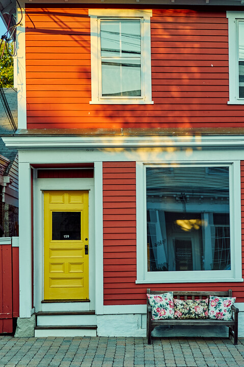 159 Water St in Stonington, CT - Building Photo