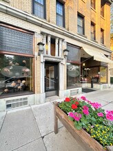 225 Harrison St. in Oak Park, IL - Building Photo - Building Photo