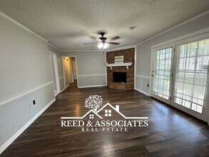 4811 Barkshire Dr in Memphis, TN - Building Photo - Building Photo