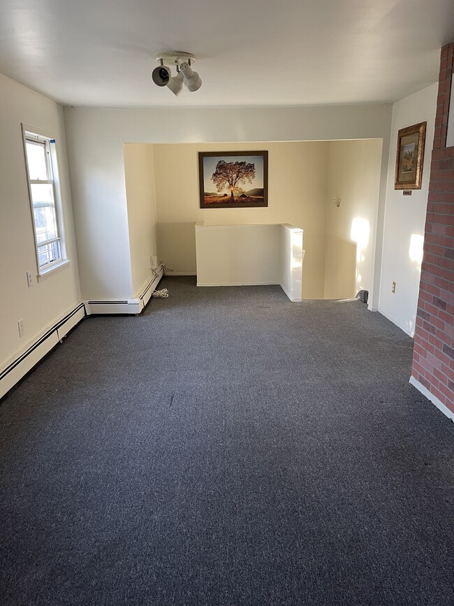 34 Avenue A, Unit 2nd floor