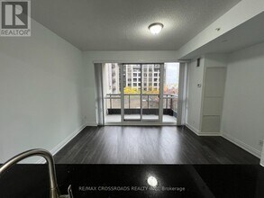 38 Cedarland Dr in Markham, ON - Building Photo - Building Photo