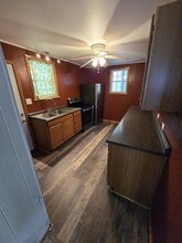 992 W Pike St in Clarksburg, WV - Building Photo - Building Photo