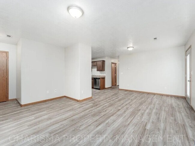 350 6th St in Baltic, SD - Building Photo - Building Photo