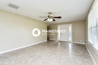 4856 Deleon St in Ft. Myers, FL - Building Photo - Building Photo