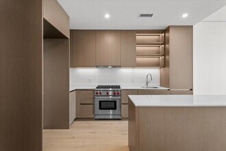 610 Davis St, Unit 1809 in Austin, TX - Building Photo - Building Photo