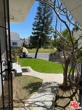 837 Alexandria Ave in Los Angeles, CA - Building Photo - Building Photo