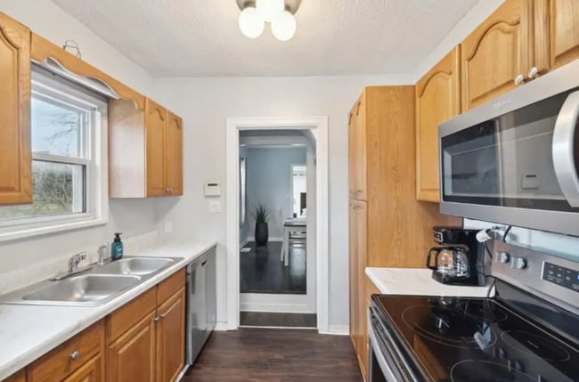 1809 Rivard Rd in Toledo, OH - Building Photo - Building Photo