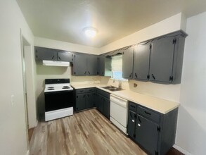 15 S Story St in Edmond, OK - Building Photo - Building Photo