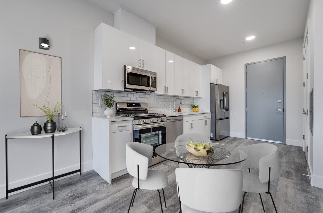 3443 John F. Kennedy Blvd in Jersey City, NJ - Building Photo