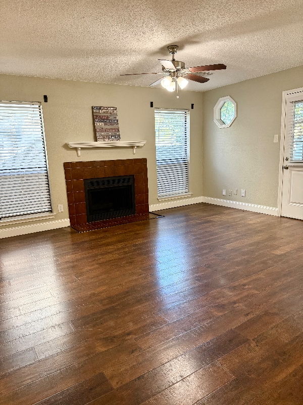 2610 Isbella Dr in Grand Prairie, TX - Building Photo - Building Photo