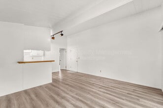 215 Willow St in Pacific Grove, CA - Building Photo - Building Photo