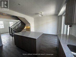 1259 Lily Cres in Milton, ON - Building Photo - Building Photo