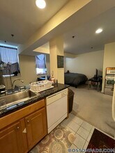 28 Queensberry St in Boston, MA - Building Photo - Building Photo