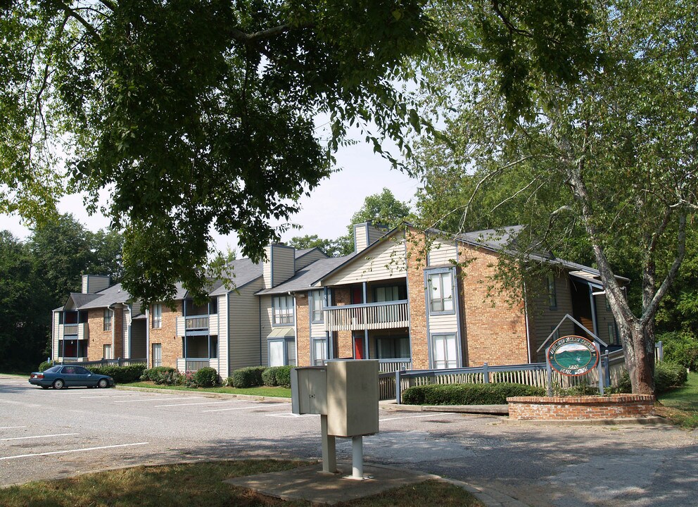 Towne Oake Apartments in Woodstock, GA - Building Photo