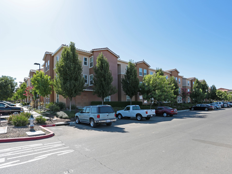 Palazzo at Campus Pointe in Fresno, CA - Building Photo