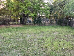 1117 Colonial Rd in Fort Pierce, FL - Building Photo - Building Photo