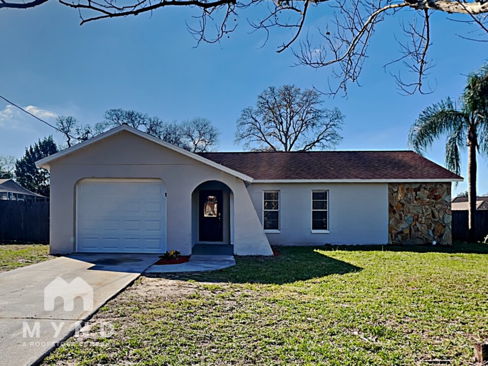 13366 Banyan Rd in Spring Hill, FL - Building Photo