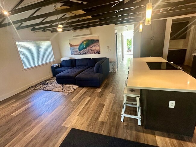 42 Kupono St in Paia, HI - Building Photo - Building Photo