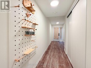 38 Matawin Ln in Richmond Hill, ON - Building Photo - Building Photo