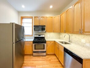 1613 W Berwyn Ave in Chicago, IL - Building Photo - Building Photo