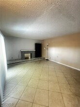 1700 Park Meadows Dr in Ft. Myers, FL - Building Photo - Building Photo