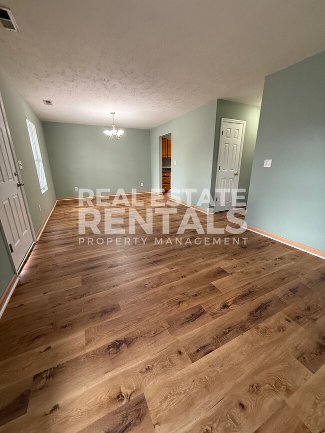 1304 Pierce Ave in Gadsden, AL - Building Photo - Building Photo