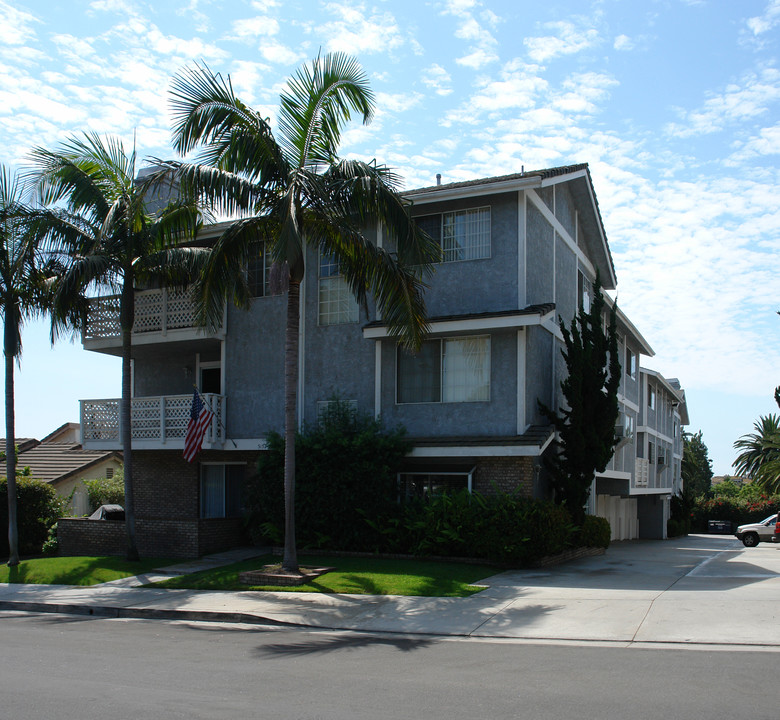 5152 Dunbar Ave in Huntington Beach, CA - Building Photo