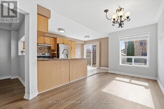 774 Bethany Crescent in Mississauga, ON - Building Photo - Building Photo