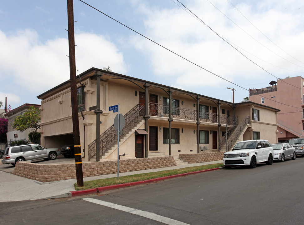 11633 Idaho Ave in Los Angeles, CA - Building Photo