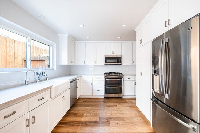 1011 5th St in Santa Monica, CA - Building Photo - Building Photo