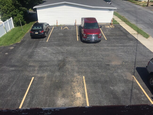 473 E Main St in Annville, PA - Building Photo - Building Photo