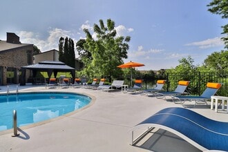 West Grove on the Lake in Waukesha, WI - Building Photo - Building Photo